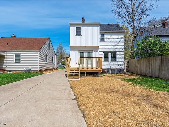 5th image of 18241 Ponciana Ave