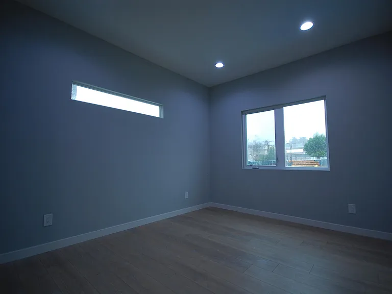 648 N Serrano Ave #1/2 — Photo 30