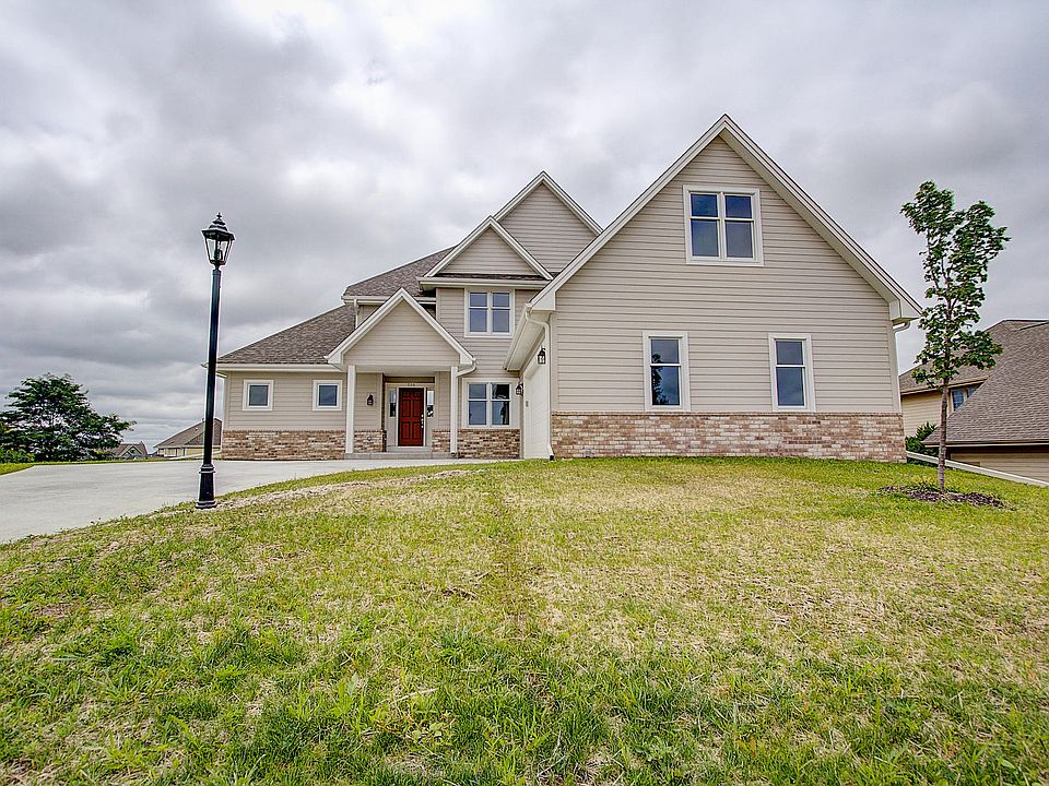 1st image of 508 Oakmont Dr