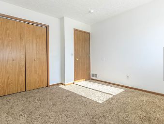 3rd image of 1402 Cedar St APT 3