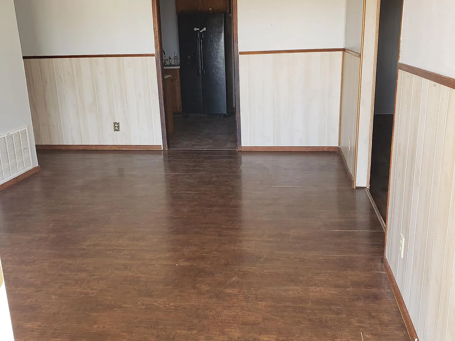 4 bed, 1700 sqft, $1,100 — Photo 1