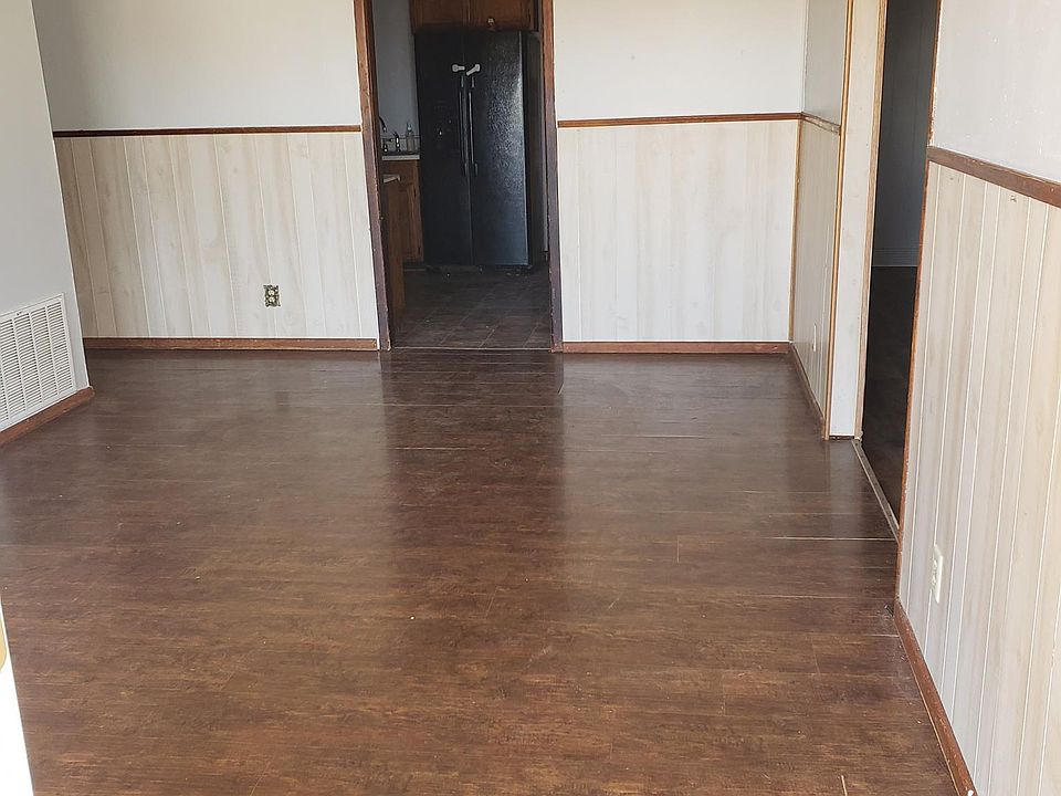 1st image of 1041 Elk St