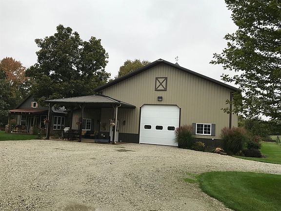3rd image of 21957 Minburn Rd