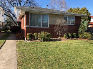 9808 S 49th Ave, Oak Lawn, IL 60453