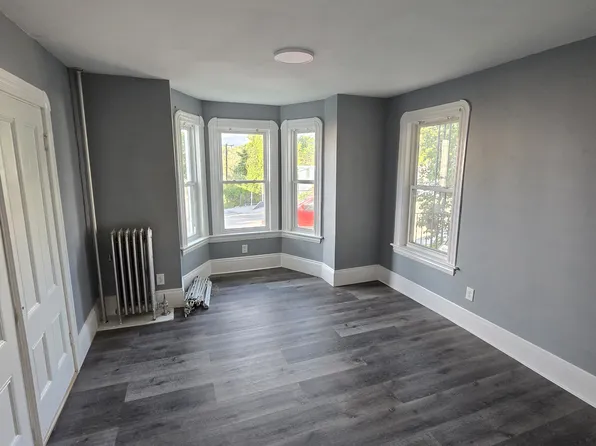 65 S Kimball St #1, Haverhill, MA 01835