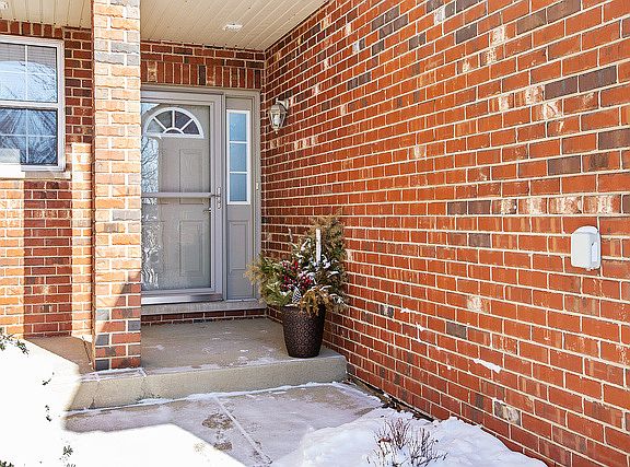 3rd image of 12652 W Yorkshire Ct