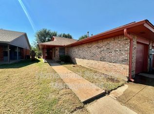 144 Barrett Pl, Edmond, OK 73003