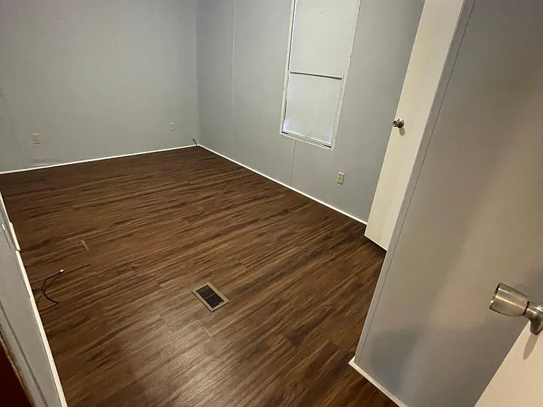 880 Cedar Lake Rd #61 — Photo 13