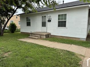 1613 Nix St, Amarillo, TX 79107