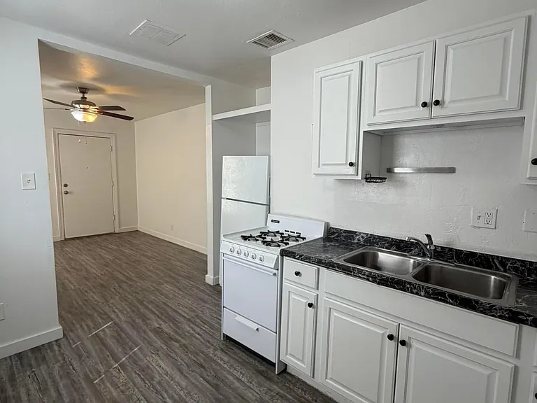 706 W Taylor St #5 — Photo 9