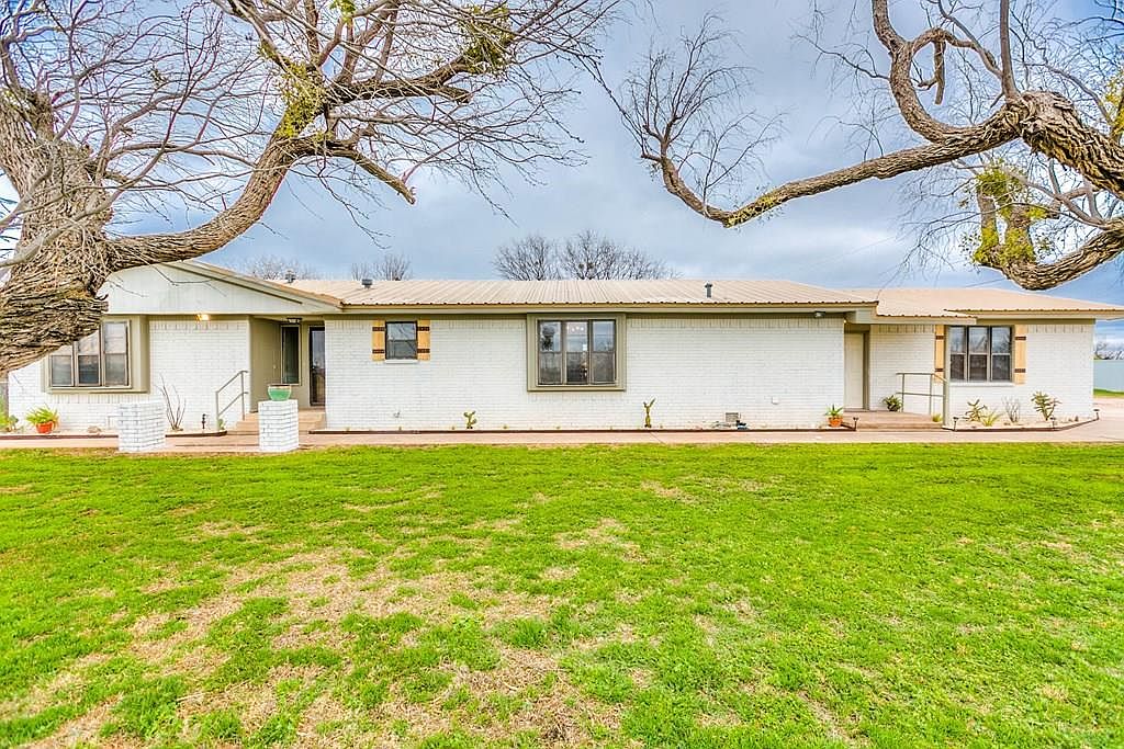 604 W 18th St, Robert Lee, TX 76945 Zillow