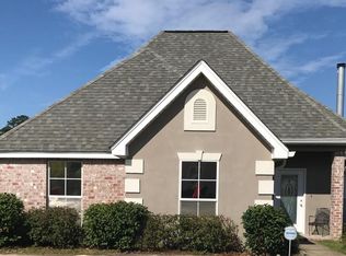 68 Hollycrest Blvd, Covington, LA 70433