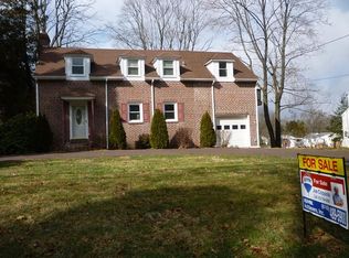 167 W 7th Ave, Trappe, PA 19426