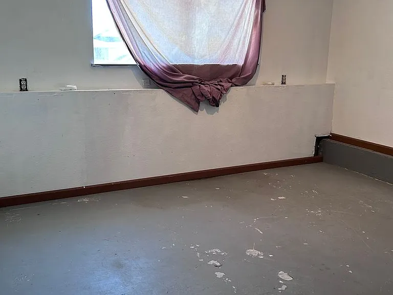 206 S 27th Pl — Photo 17