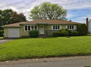 12 Paul St, East Greenbush, NY 12061