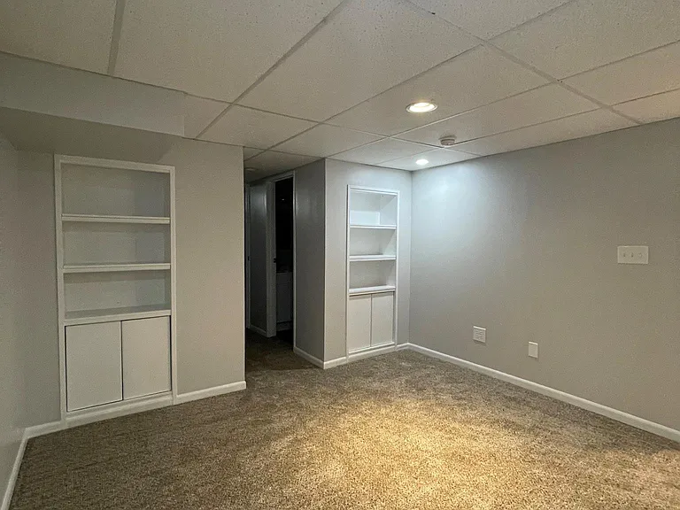 1697 Ridgebury Dr — Photo 20
