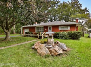 461 Maple St, Wind Gap, PA 18091