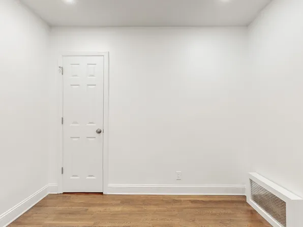 1186 East 56th Street image 21 of 21