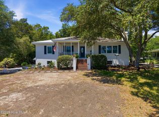 305 River Drive, Southport, NC 28461