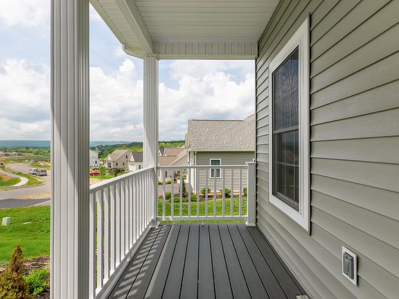 4th image of 5204 Country Meadow Dr