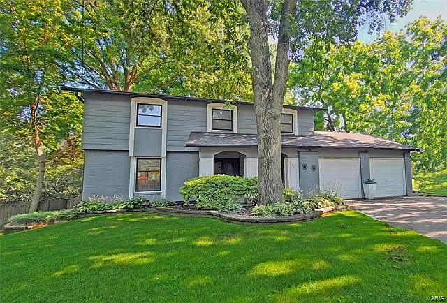 563 W Glendale Rd photo 1