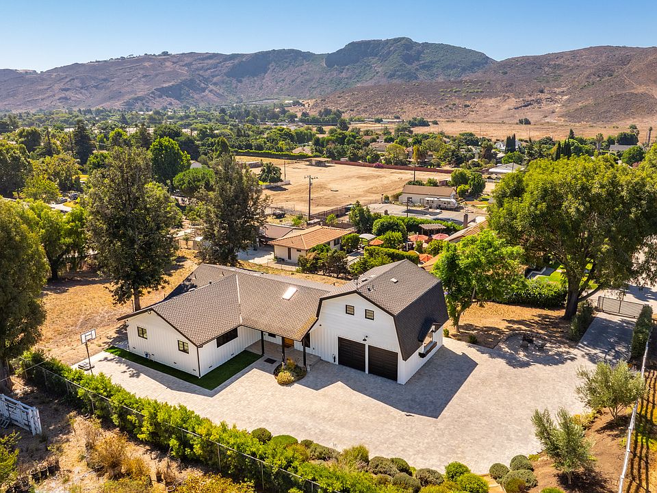 1st image of 2474 Barbara Dr