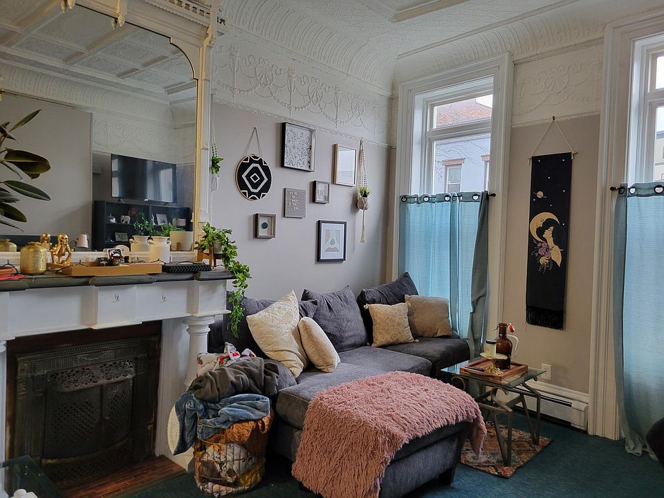 2140 5th Ave #A, Troy, NY 12180 | Zillow