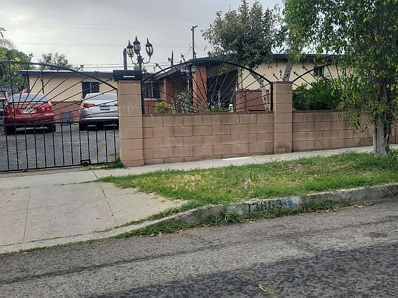 3rd image of 13863 Eustace St