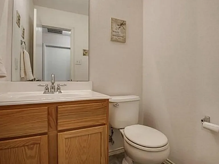 10205 Benwick Dr — Photo 21