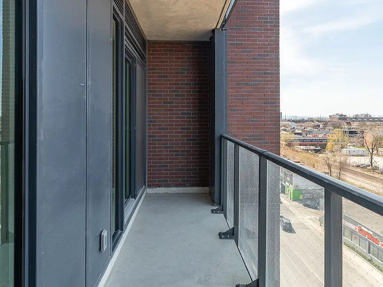 1185 Dupont St #517 — Photo 23