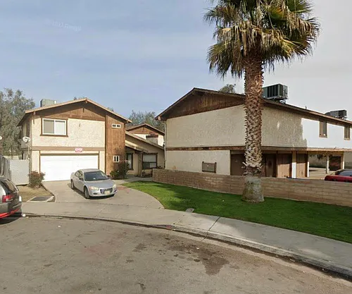 4200 Parkwood Ct #9 Photo 1