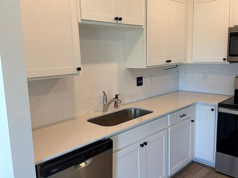 1407 Walker Way — Photo 5