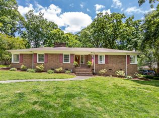 5551 Robinhood Rd, Charlotte, NC 28211