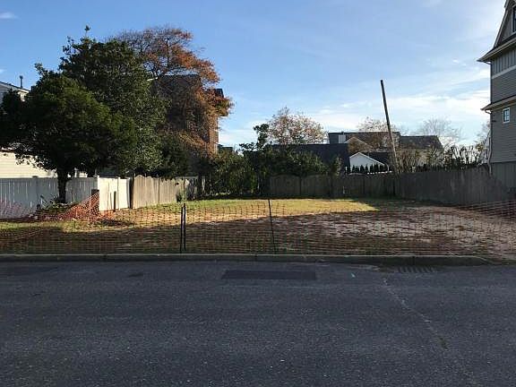 5th image of 43 Strickland St