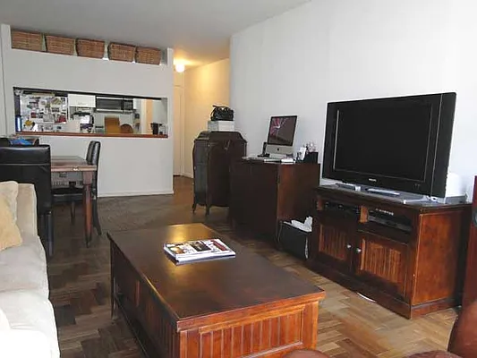 Rented by Boulevard Residentials | media 27