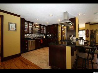 3921 E Sunnydale Ln, Emigration Canyon, UT 84108