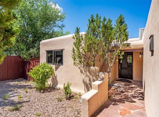 3062 Plaza Blanca, Santa Fe, NM 87507