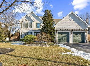 12 Murray Rd, Moorestown, NJ 08057
