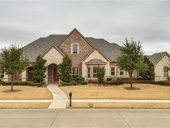 3rd image of 2581 Fair Oaks Ln