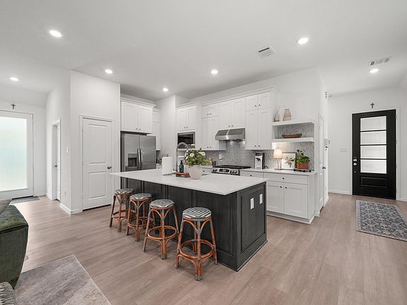 3rd image of 4241 Waterlily Spring Way
