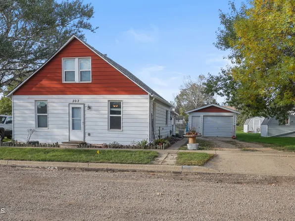 202 Cedar Ave, New Salem, ND 58563