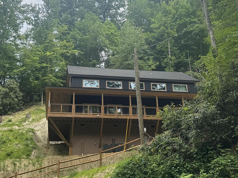 1st image of 827 San Remo Dr