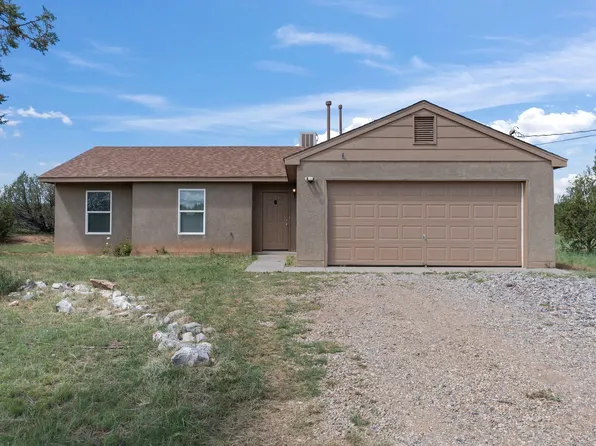 122 Jesse James Rd, Edgewood, NM 87015