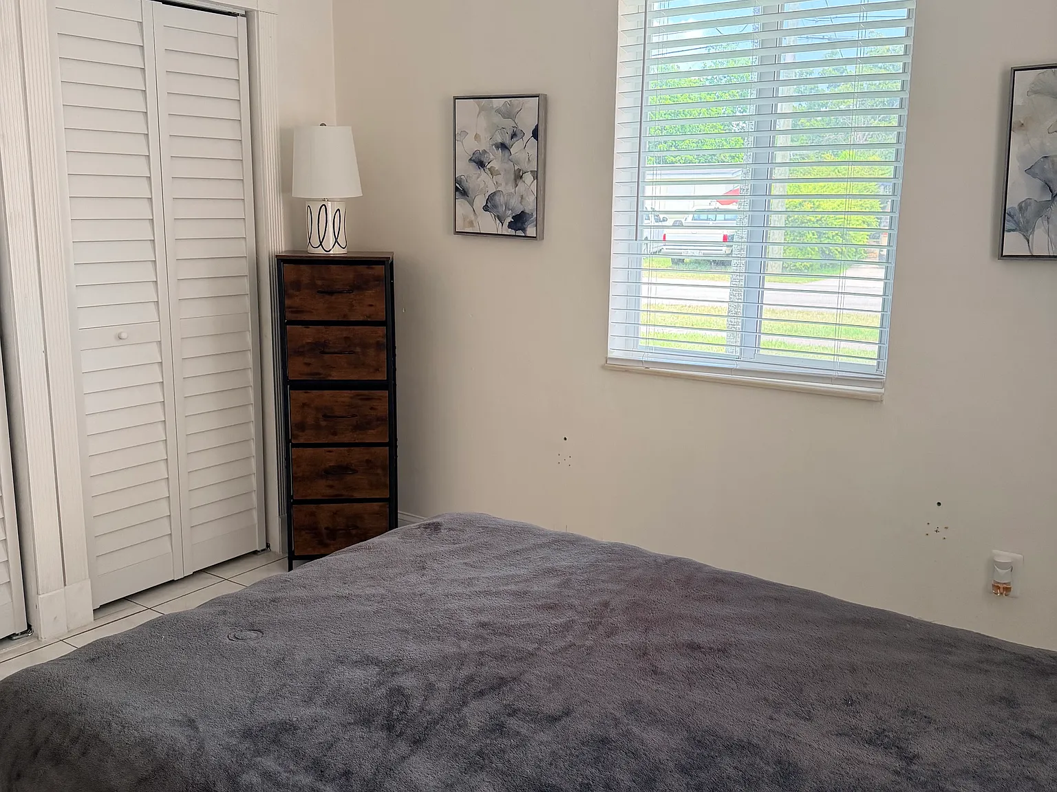 3 bed, 1050 sqft, $2,600 — Photo 4