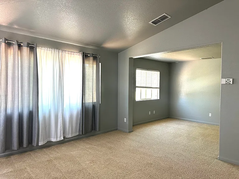 10121 Schuler Ranch Rd — Photo 5