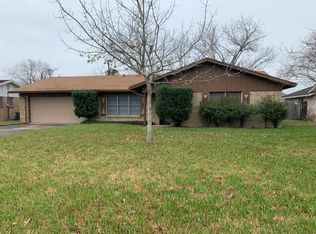 412 Ridgecrest Dr, Port Lavaca, TX 77979