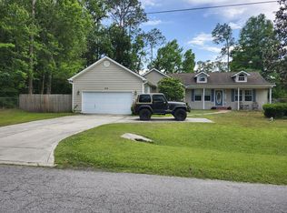 914 Hibernia Forest Dr, Fleming Island, FL 32003