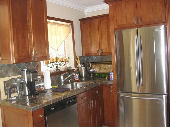 2nd image of 4820 NE 7th Ave