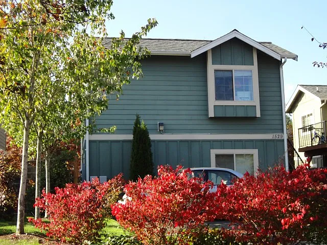1529 Lincoln St.