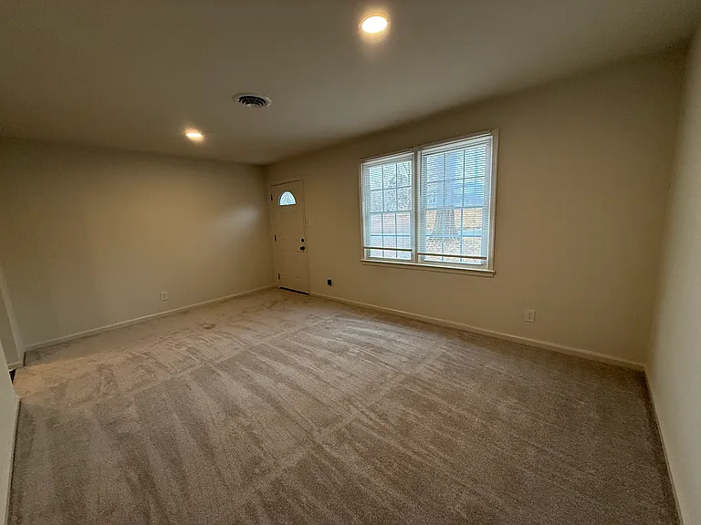 15705 Gary Ave — Photo 13
